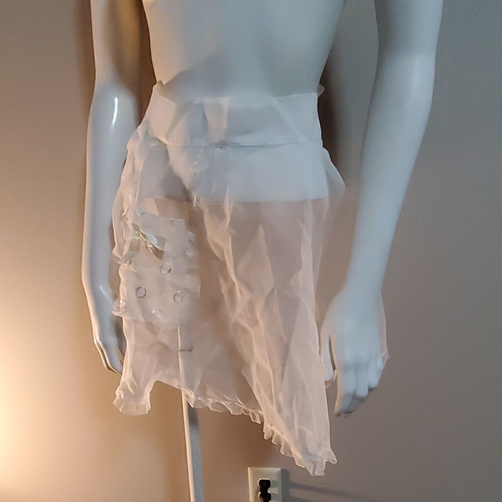White Sheer Apron with Ruffles at the Bottom